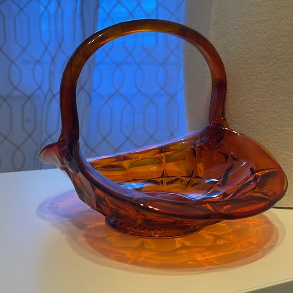 Vintage Tiara Indiana Constellation Red Amberina Large Art Glass Basket JD - Picture 7 of 7
